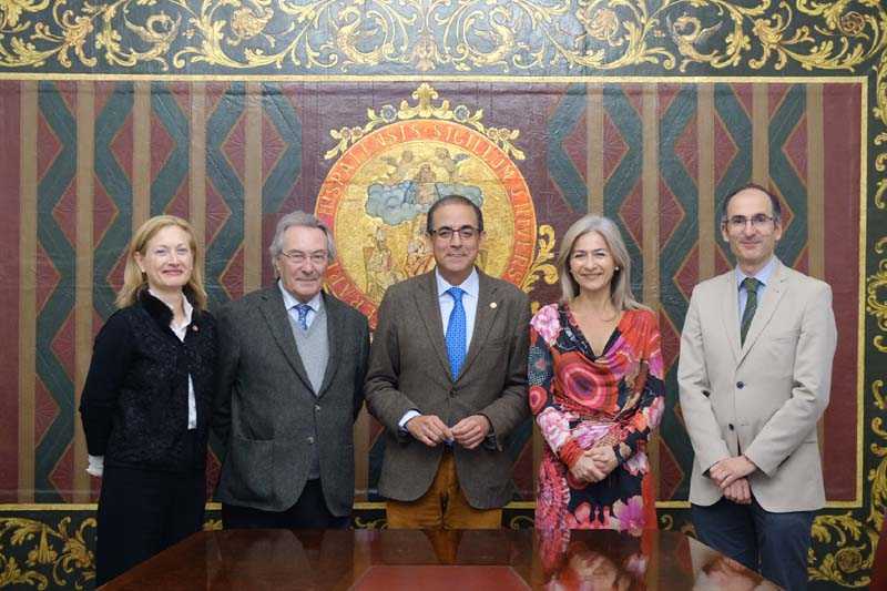 luis-gordillo-una-de-las-principales-figuras-del-arte-abstracto-en-espana-es-desde-el-3-de-abril-vi-premio-de-cultura-de-la-universidad-de-sevilla-